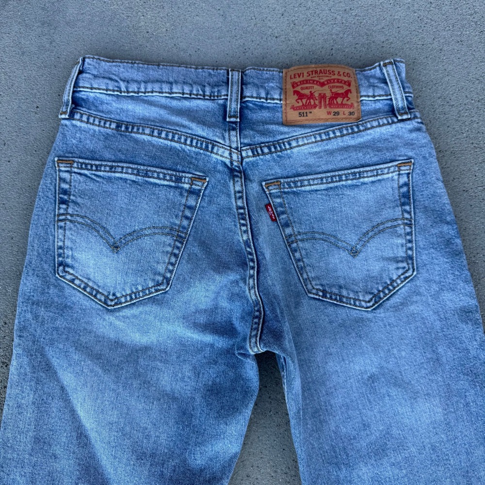 Levi's 511 Men 29x30 Jeans Light Wash Slim Fit - Picture 3 of 8